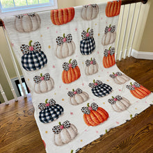 Load image into Gallery viewer, Blanket Halloween #31 - Bow Pumpkin
