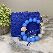 Load image into Gallery viewer, Silicone Bracelet Keychain with Scalloped Card Holder - Blue