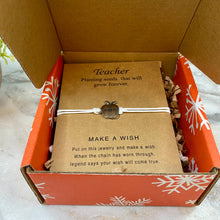Load image into Gallery viewer, Christmas Gift Box with Crinkle Paper - Extra Small