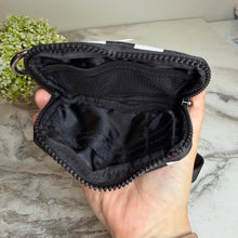 Load image into Gallery viewer, Rue - Nylon Wristlet Wallet - Black White Check