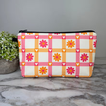 Load image into Gallery viewer, Pouch - Floral Checkered Heart Orange Pink