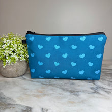 Load image into Gallery viewer, Pouch - Heart, Dark Blue