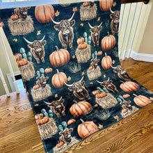 Load image into Gallery viewer, Blanket Halloween #10 - Fall Highland Cow