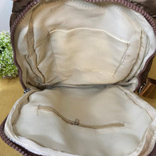 Load image into Gallery viewer, Sarah - Puffer Sling XL