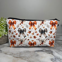 Load image into Gallery viewer, Pouch - Halloween Fall - Bow Leaves