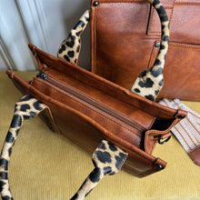 Load image into Gallery viewer, Arizona - Animal Print