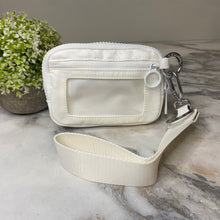 Load image into Gallery viewer, Rue - Nylon Wristlet Wallet - Solid