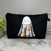 Load image into Gallery viewer, Pouch - Halloween Fall - Quilted Ghost
