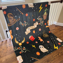 Load image into Gallery viewer, Blanket - Magic on Black