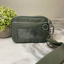 Load image into Gallery viewer, Rue - Nylon Wristlet Wallet - Solid
