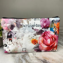 Load image into Gallery viewer, Pouch - Music Floral
