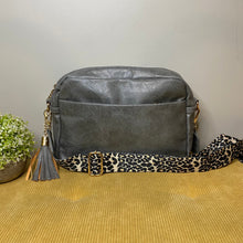 Load image into Gallery viewer, Chloe Crossbody Bag
