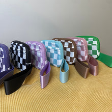 Load image into Gallery viewer, Rue - Nylon Wristlet Wallet - Checkered
