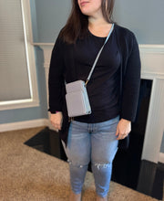 Load image into Gallery viewer, Ivy Crossbody Wallet + Purse - Red
