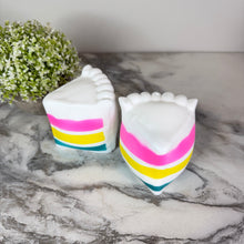 Load image into Gallery viewer, Squishy Toy - Cake

