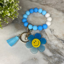 Load image into Gallery viewer, Silicone &amp; Acrylic Bracelet Keychain - Daisy - Blue
