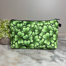 Load image into Gallery viewer, Pouch - St. Patrick’s Day - Green Clover
