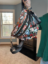 Load image into Gallery viewer, The Roni Nylon Crossbody - Floral
