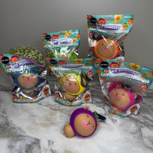 Load image into Gallery viewer, Fo Sqweezy Capybara Keychains Toy
