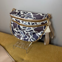 Load image into Gallery viewer, The Roni Nylon Crossbody - Camo #3
