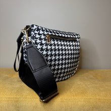 Load image into Gallery viewer, Roni - Nylon Crossbody - Houndstooth
