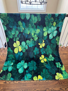 Blanket - St. Patricks Day - Green Clovers