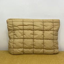 Load image into Gallery viewer, Puffer Pouch
