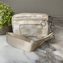 Load image into Gallery viewer, Rue - Nylon Wristlet Wallet - Checkered
