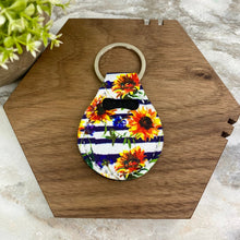 Load image into Gallery viewer, Neoprene - Quarter Coin Holder - #12
