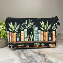 Load image into Gallery viewer, Pouch - Bookshelf, Black

