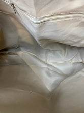 Load image into Gallery viewer, Serena Handbag
