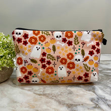 Load image into Gallery viewer, Pouch - Halloween Floral Ghost
