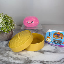 Load image into Gallery viewer, Squishy Toy - Viral Dumpling, Quick Squeeze Glitter - Pink
