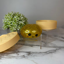 Load image into Gallery viewer, Squishy Toy - Viral Dumpling, Gold Glitter
