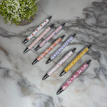 Load image into Gallery viewer, Pen - Clear Design Daisy Floral
