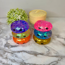 Load image into Gallery viewer, Squishy Toy - Viral Dumpling, Slow Rise Glitter - Gold
