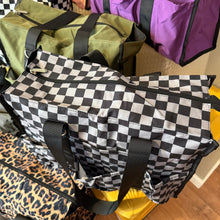 Load image into Gallery viewer, Polly - Carry All Tote
