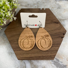Load image into Gallery viewer, Wooden Dangle Earrings - Pumpkin
