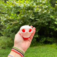 Load image into Gallery viewer, Squishy Toy - Halloween - Skull Head + Worms
