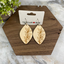Load image into Gallery viewer, Wooden Dangle Earrings - Plant Leaves
