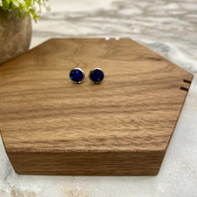 Load image into Gallery viewer, Druzy Stud Earrings - 8mm - #32
