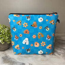 Load image into Gallery viewer, Pouch XL - Dog Checker Blue
