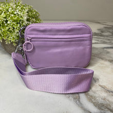 Load image into Gallery viewer, Rue - Nylon Wristlet Wallet - Solid
