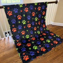 Load image into Gallery viewer, Blanket Halloween #30 - Paw Print
