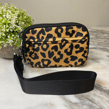 Load image into Gallery viewer, Rue - Nylon Wristlet Wallet - Animal Print
