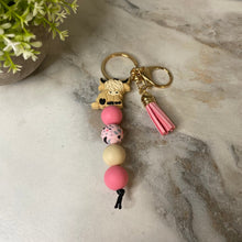 Load image into Gallery viewer, Keychain - Silicone Bead - Highland Cow - Pink
