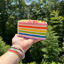 Load image into Gallery viewer, Squishy Toy - Cake

