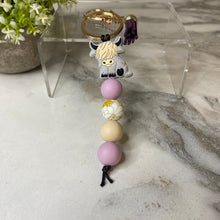 Load image into Gallery viewer, Keychain - Silicone Bead - Highland Cow - Purple
