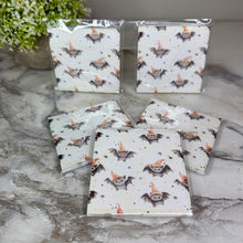 Load image into Gallery viewer, The Sticky Note Collection - Halloween Bats &amp; Witch Hats
