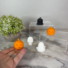 Load image into Gallery viewer, Squishy Toy - Halloween Mochi
